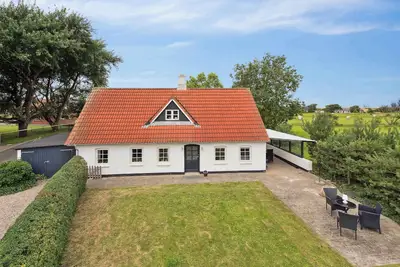 Image de Cozy holiday home with a view of the North Sea