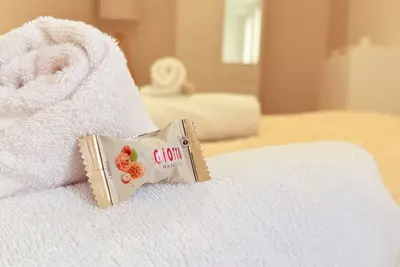 Image de DREAMZzz AltstadtTraum in the heart of Coburg|Parking lot