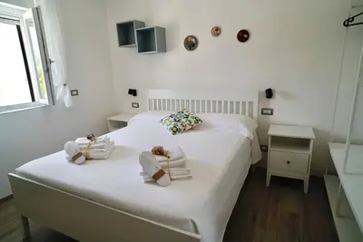 Image de Villa with large garden and private parking - Relaxation and nature near Bari