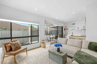 Image de Townhouse in Marks Point