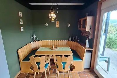 Image de Maison de vacances 'Landhaus' avec vue sur la montagne, terrasse privée et Wi-Fi