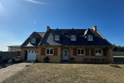 Image de Logement 11 personnes, proche de la mer