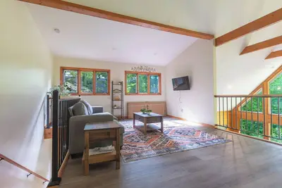 Helen Retreat: 2 Cabins • Firepit • Grills • Easy Parking