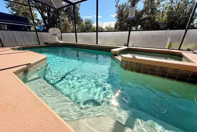 Image de Private South Facing Hot-Tub/Pool, 4 Bed/Bath Villa in Disney and Universal area