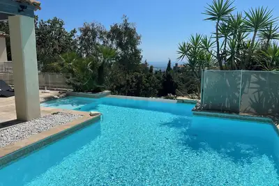 Image de Villa piscine privée vue mer