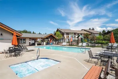 Image de Charming 2-bedroom condo in wonderful Leavenworth with Pool, fitness, pickleball