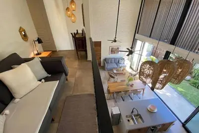 Image de Amazing Condo in Downtown, 2 blocks from the beach