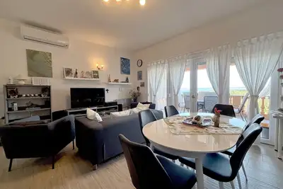 Image de Appartement de deux chambres avec la terrasse et la vue sur le mer Lukoran, Ugljan (A-24366-a)