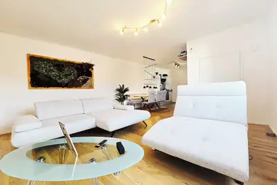 Image de Modern apartment with terrace