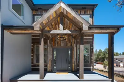 Image de 3-Bedroom House in Superb Woodland Park available Oct-Mar