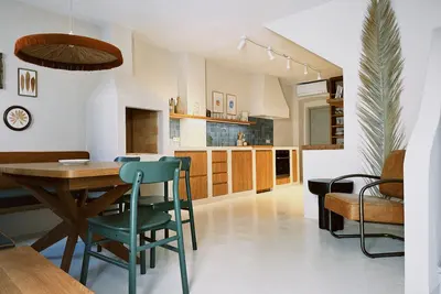 Image de Authentic 4 bedroom stone house, situated in the very heart of old Komiza town
