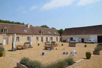 Image de Gîte de groupe pour 27 personnes à 1h30 de Paris