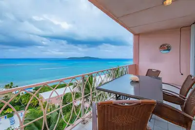 Image de Stay at \"Seaview Tranquility\"-- Buck Island Views + Balcony, Pool & Wi-Fi