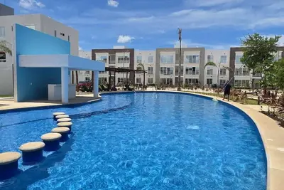 Image de New and beautiful 3-bedroom apartment with pool, family and pet-friendly