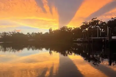 Image de Charming 2/2 artist cottage & private dock 5 minutes drive from the Siesta Key