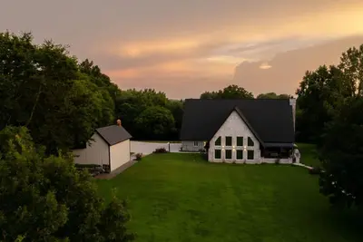 Image de Luxury estate on 10 Acres