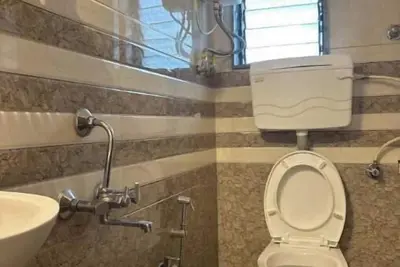 Image de Cozy Apt off Carter Rd Bandra W