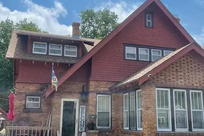 Image de Unique 4-bedroom house with private patio - walking distance to downtown Yankton