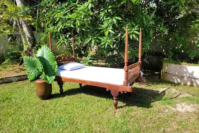 Image de Calm tranquil property. . Beautiful place