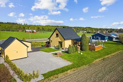 Image de Enchanting 3-bedroom house with Ac and close to Oslo