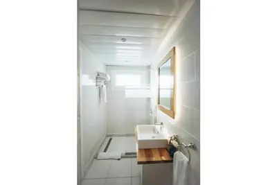 Image de Cozy 1-bedroom cabin in awesome Luxor Governorate with Ac 3