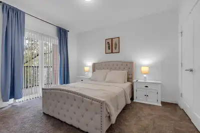 Image de Downtown Atlanta Home Away From Home---2