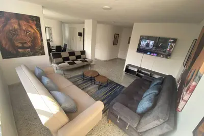 Image de Spacious and elegant apartment in the south of Cali. Centrally located, close to everything.