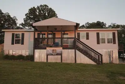 Image de Welcoming 3-bedroom house with Ac in charming Rock