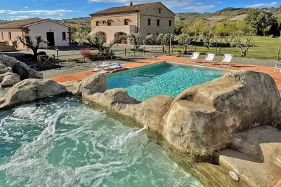 Image de Appartamento rustico con piscina nell'antico \"Podere la Querciola, Guardistallo\"