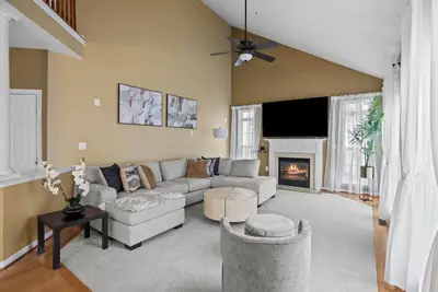 Image de Spacious 5br Retreat w/ Piano & Pool Table – Near Dc & Baltimore