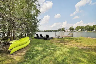 Image de Wake Up on the Water, Ski by NoonWake Up on the Water, Ski by Noon