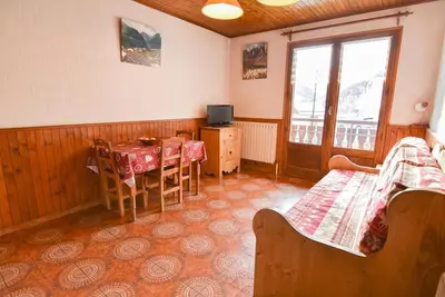 Image de 1er étage, balcon, casier à ski, 35m², Valloire
