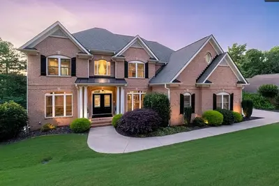 Image de Stunning Lakefront Estate