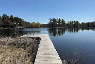 Image de Lion on Beasley located on the Chain O'Lakes in Waupaca