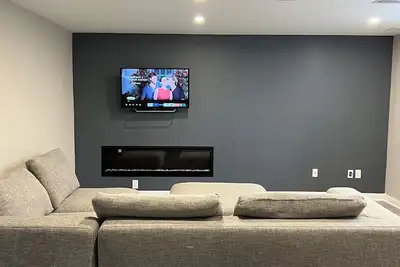 Image de Urban Haven - Private 2-Br Ottawa Suite