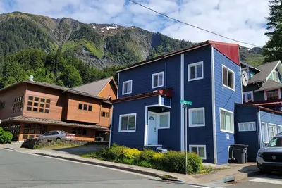 Image de Newly renovated one bedroom apartment located in the heart of downtown Juneau