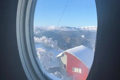 Image de From the 🔥 watch The Bluff & Little Buller, enjoy the champions ski apartment