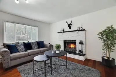 Image de Rolling Hills Hideaway – Pools • Lakes • Firepit