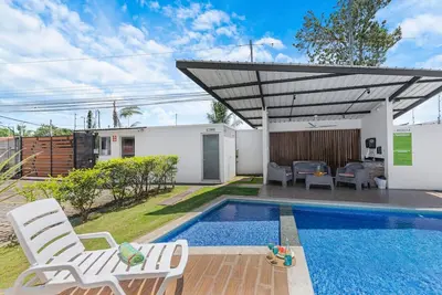 Image de Jacó Condo 3 Br | Surf | Beach | Pool & families