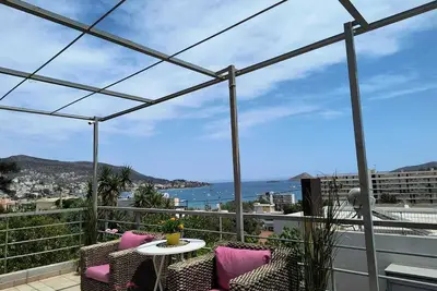 Image de Port Apartment @ Porto Rafti by the sea and 30 minutes  from Athens Airport
