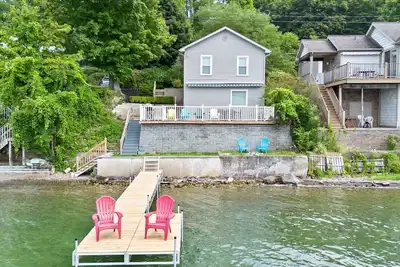 Image de Charming Waterfront Cottage on Keuka Lake's East Side