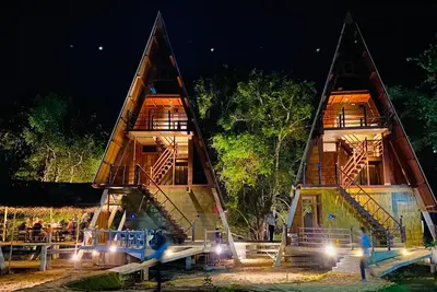Image de 5 min from Wilpattu National Park main gate, Chena Hut Safari Resort, Wilpattu