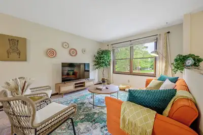 Vintage - Vibes in marvelous Raleigh