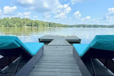 Image de Regal's Cottage on the Lake