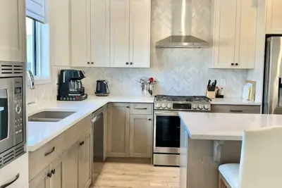 Image de Rockland Park Home: 3 Br, Easy Access to Banff