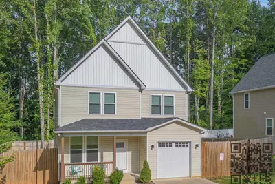 Image de New Listing! Sleeps 11 - Fenced In Backyard