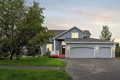 Image de đź’Ą4-bedroom house in Anchorage for a cozy getaway