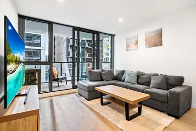 Image de Bright 2-Bed Flat with Cityside Charm