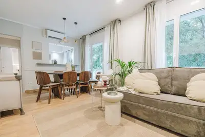 Image de New: Refurbished Modern Apartment