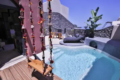 Image de Assyrtiko Deluxe Suite with Outdoor Heated Pool
